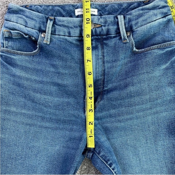 Good American Jeans - Picture 7 of 9